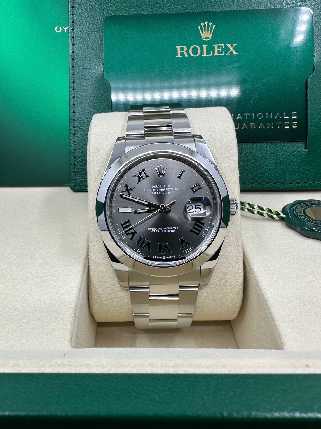 Rolex Datejust 41 Wimbledon dial Oyster Bracelet - Smooth Bezel - Slate Green Roman Dial -  - 126300 slgro