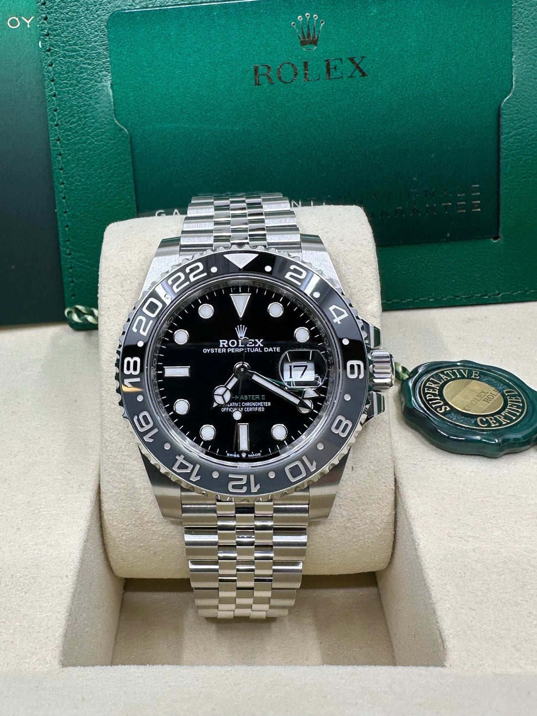 Rolex GMT-Master II Bruce Wayne 2025 40mm Black Dial Cerachrom Bezel Jubilee Bracelet - 126710GRNR
