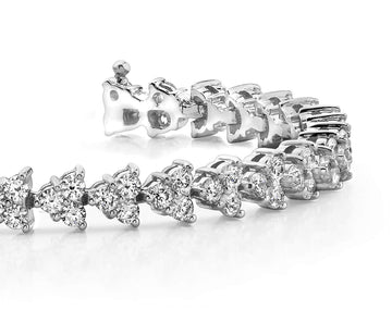 Diamond Pyramid Design Bracelet Diamond  with 5.45 ct.(finished) 2.5mm