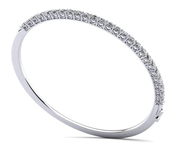 Stylish Sweetheart Bangle Bracelet Diamond  with 2.88 ct.(finished) 3.1mm