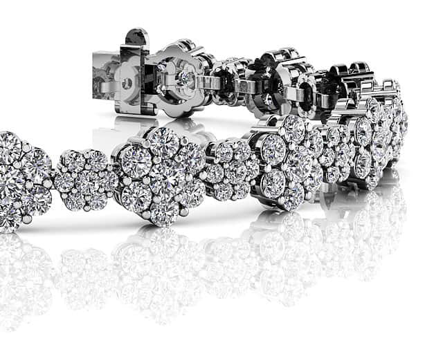 Flower Cluster Diamond Bracelet Diamond  with 5.78 ct.(finished)