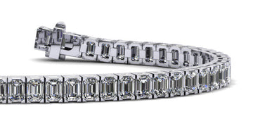 Sparkling Emerald Cut Diamond Bracelet with 12.50 ct.(finished) 4.2x3.2mm