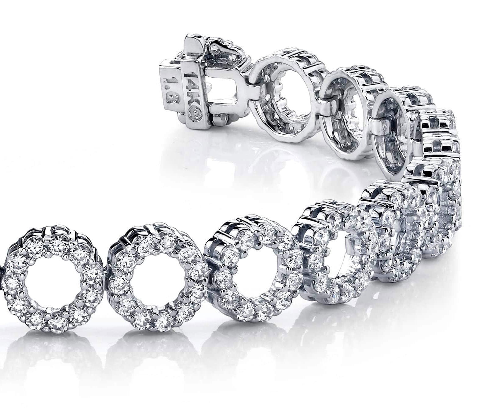 Dynamic Diamond Circle Link Bracelet Diamond  with 3.64 ct.(finished) 1.4mm