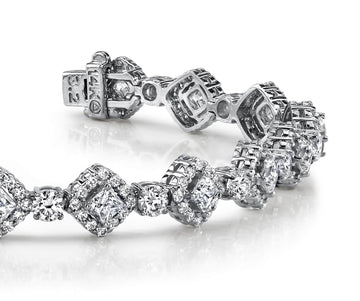 Spotlight Princess Cut Diamond Bracelet Diamond  with 5.74 ct.(finished) 1.2mm, 2.5mm, 2.7mm