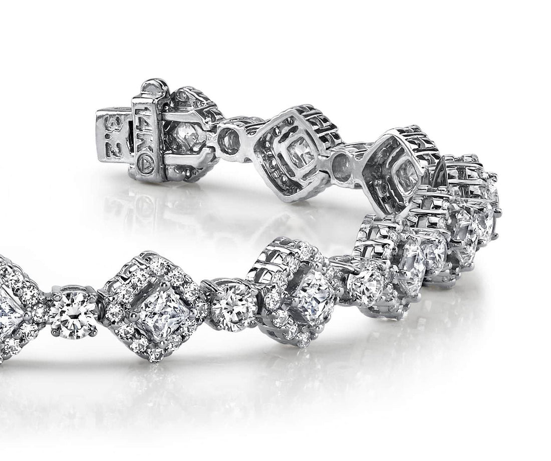 Spotlight Princess Cut Diamond Bracelet Diamond  with 7.21 ct.(finished) 1.3mm, 3mm, 3.2mm