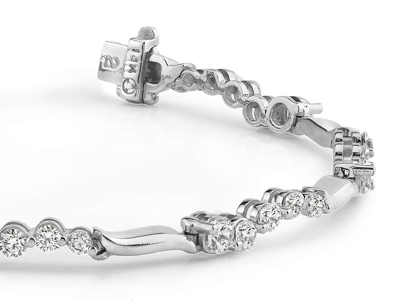 Wavy Journey Diamond Bracelet Lab-Grown Diamond  with 3.00 ct.(finished)