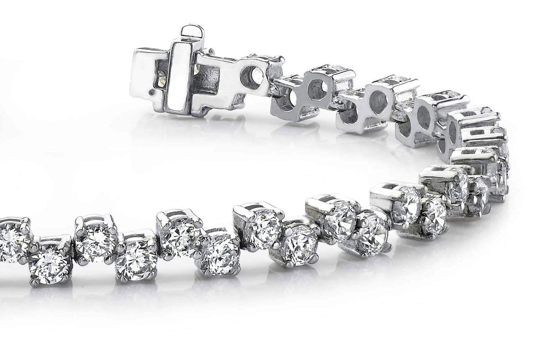 Zig Zag Diamond Bracelet Diamond  with 3.04 ct.(finished) 2.2mm