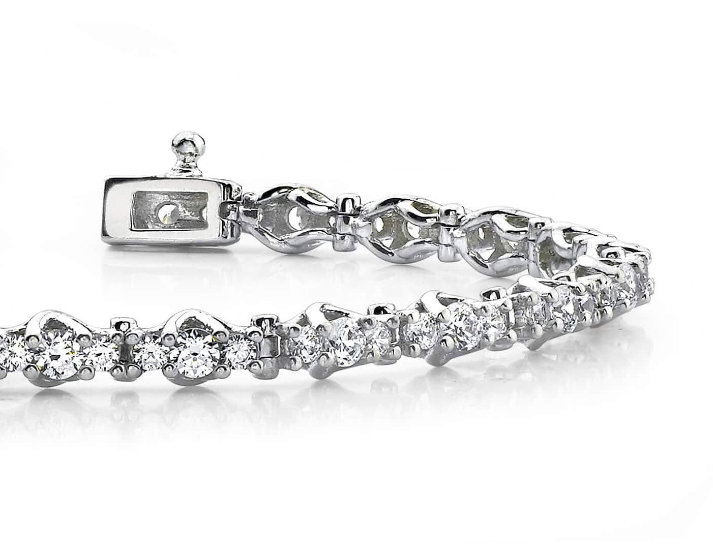 Triple Diamond Link Bracelet Diamond  with 2.53 ct.(finished) 1.5mm, 2.5mm